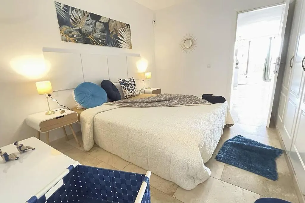 Ocean Deluxe Palm-Mar Apartment